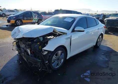 2017 Kia Optima Hybrid Ex z USA, uszkodzony, nr VIN KNAGU4LE6H5017169